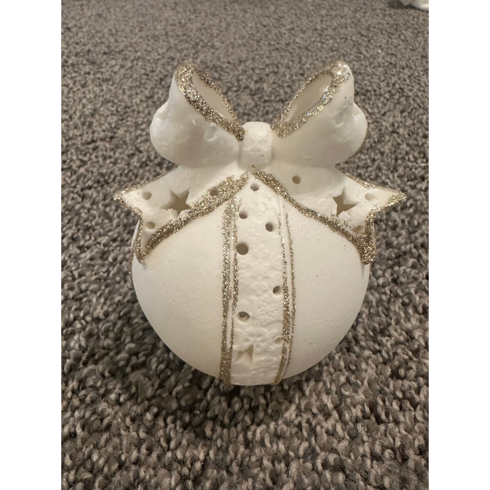 Holiday Decor White Gold Glitter Star Bow Light Up Lantern